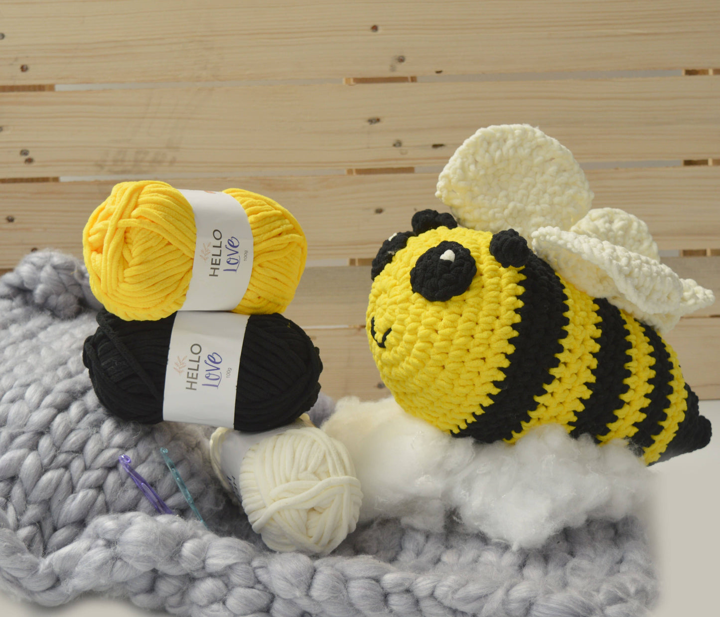 Knitty Critters - Bob Bumblebee - Crochet Kit