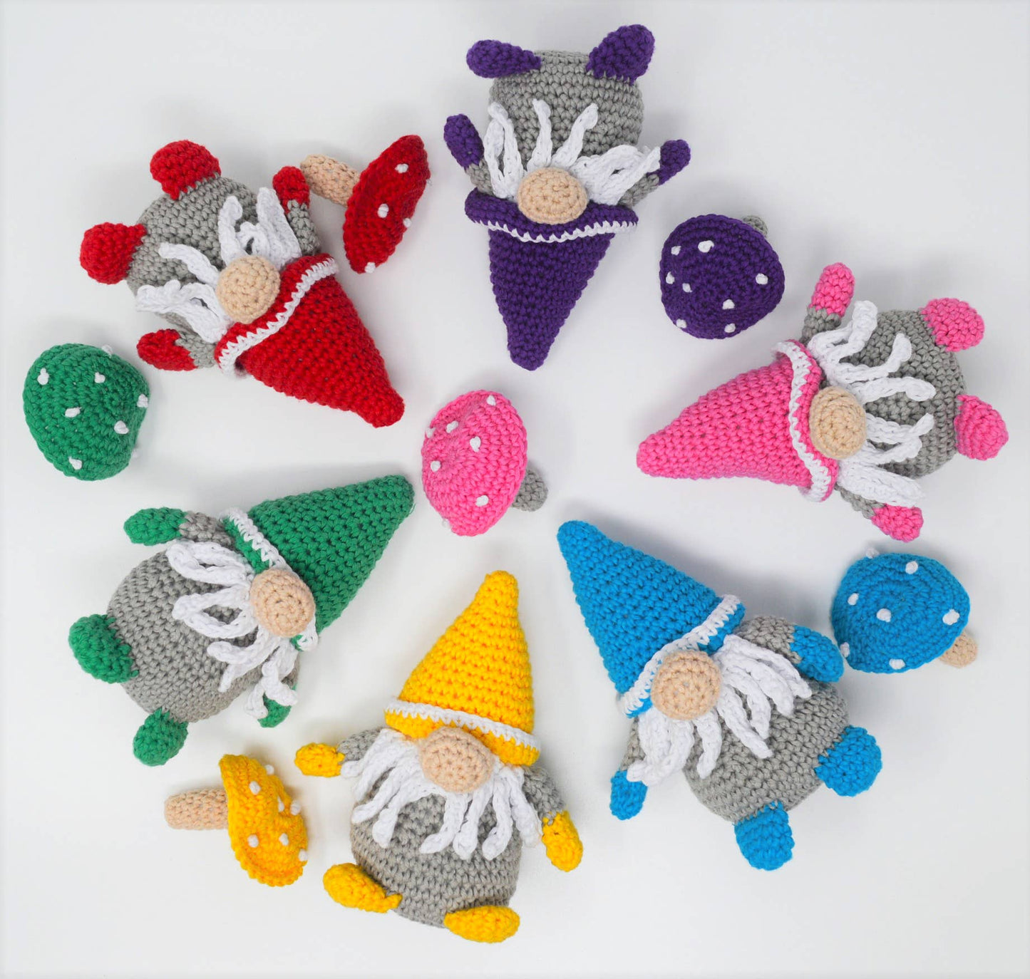 Knitty Critters - Pocket Gnomes