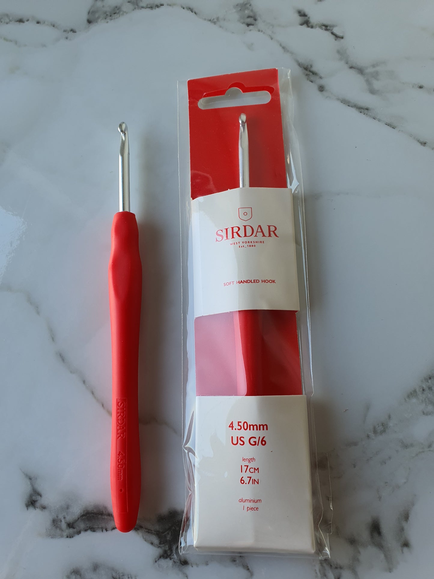 Size 4.50mm ~ Soft handle Crochet Hook by Sirdar