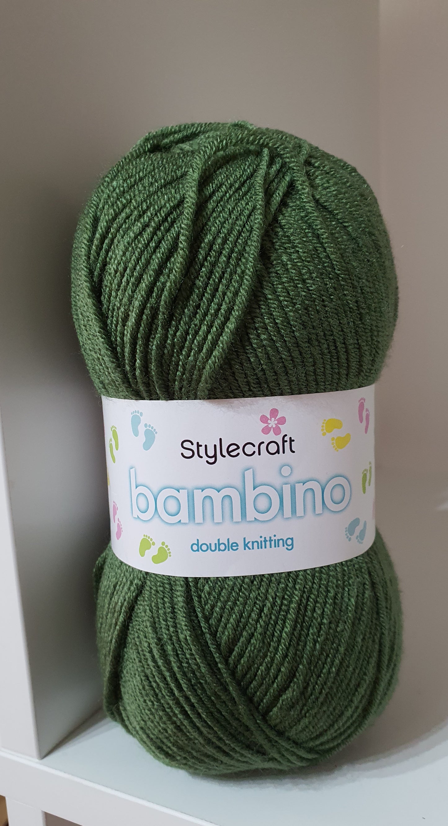 Bambino Double Knitting Yarn 100gm balls ~ 7 Colours