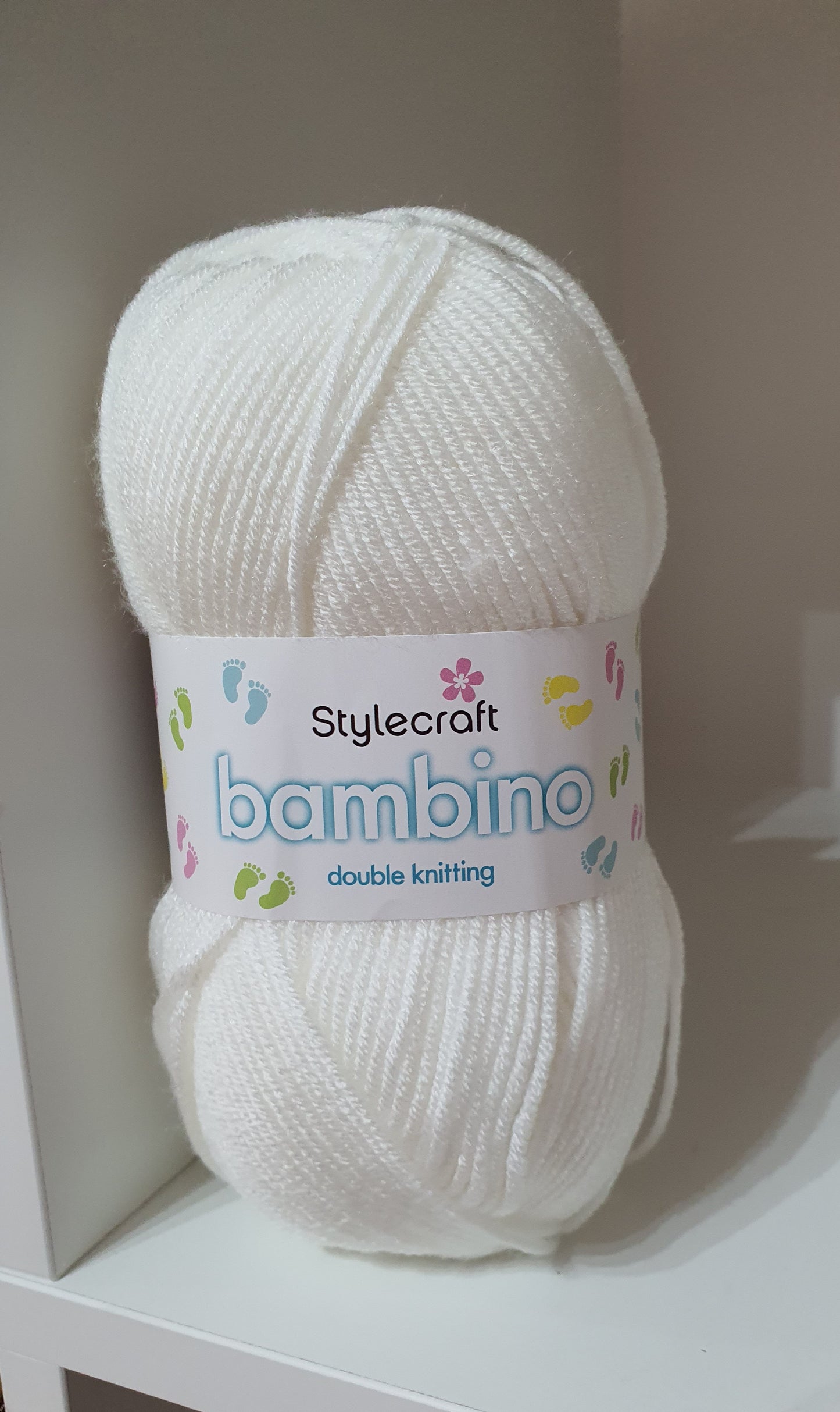 Bambino Double Knitting Yarn 100gm balls ~ 7 Colours